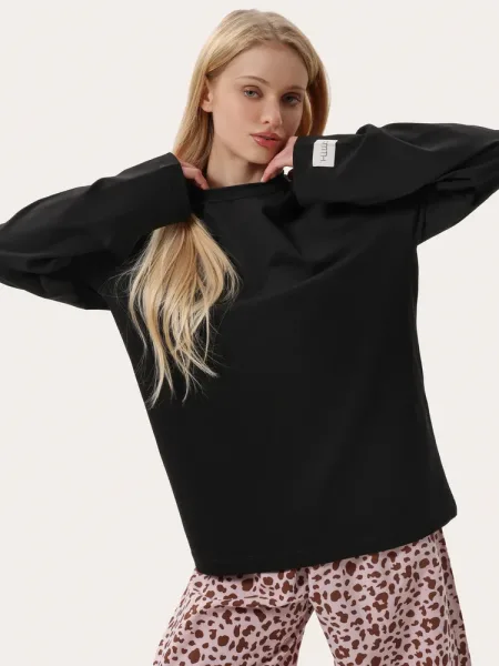 Černý oversize top s dlouhým rukávem