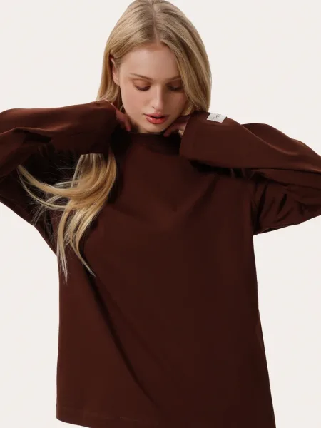 Oversize long v čokoládové barvě